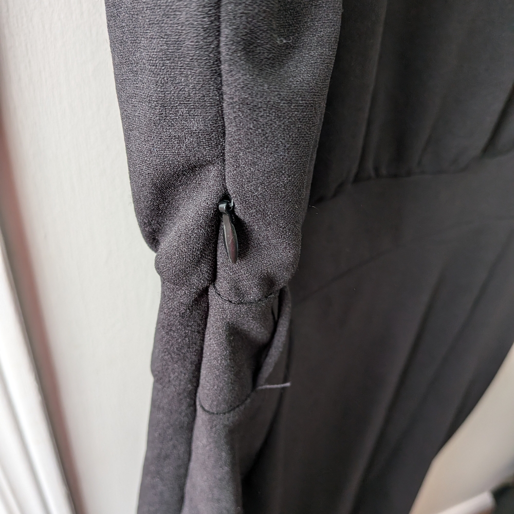 NWOT Chic Black Maxi Dress With Front Slit - Picture 2 of 8